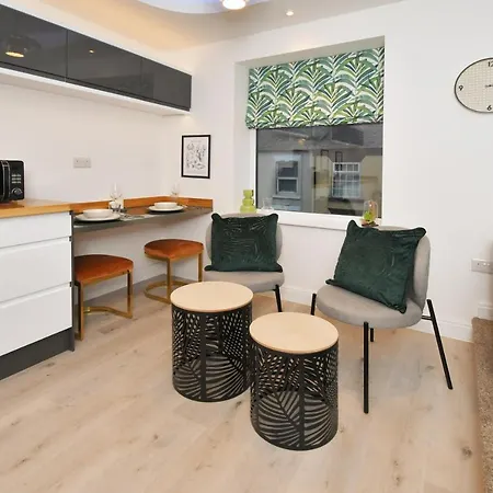 Antrobus Deluxe Apartments By Yourstays - 1 Bedroom Luxury Apartments In Congleton Exterior photo