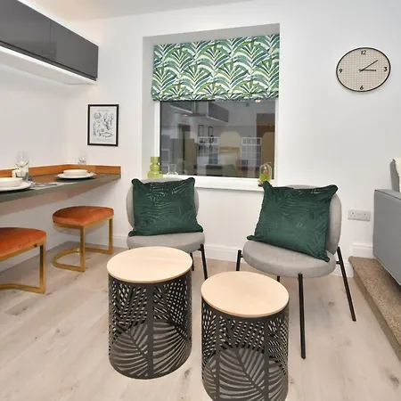 Antrobus Deluxe Apartments By Yourstays - 1 Bedroom Luxury Apartments In Congleton Exterior photo