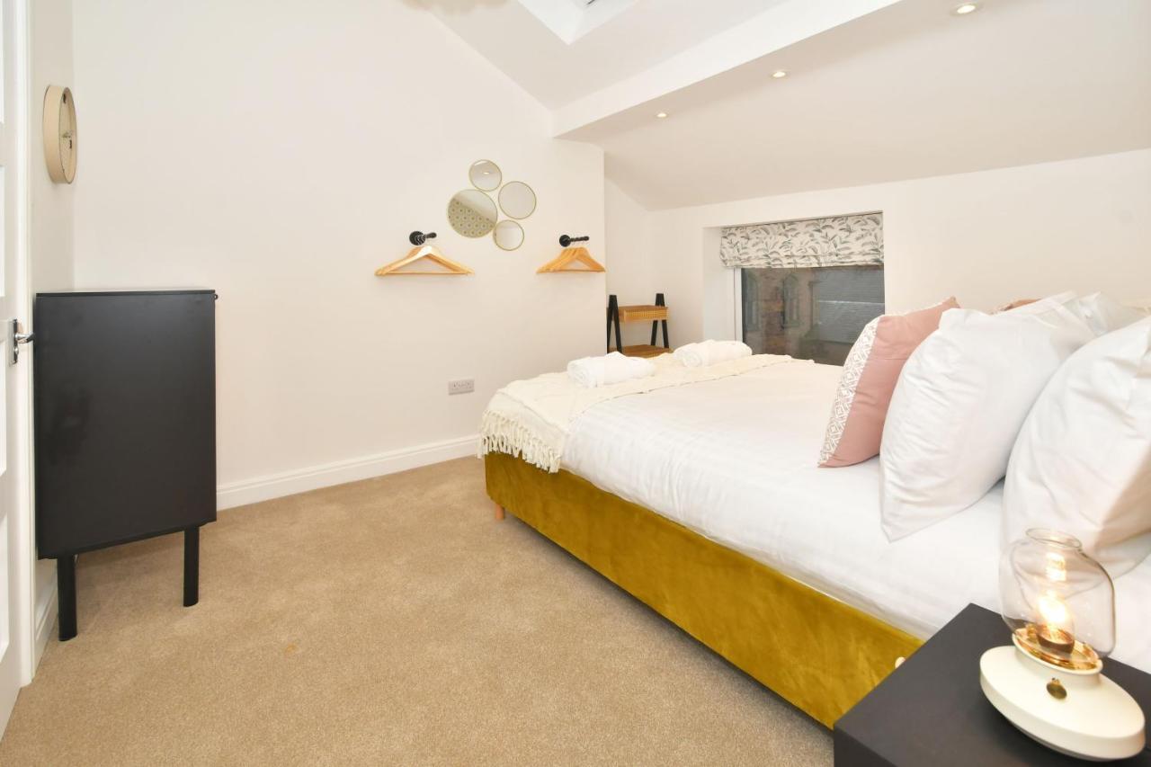 Apartment Antrobus Deluxe By Yourstays - 1 Bedroom Luxury In *