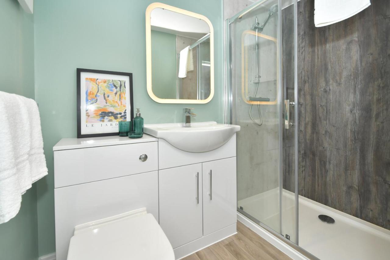 Antrobus Deluxe By Yourstays - 1 Bedroom Luxury In Apartment Congleton