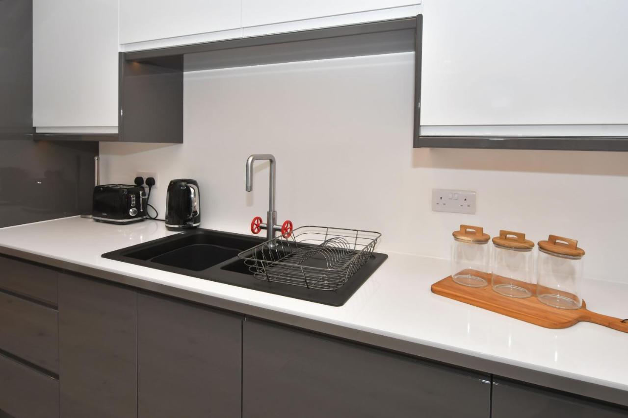 Antrobus Deluxe By Yourstays - 1 Bedroom Luxury In Congleton