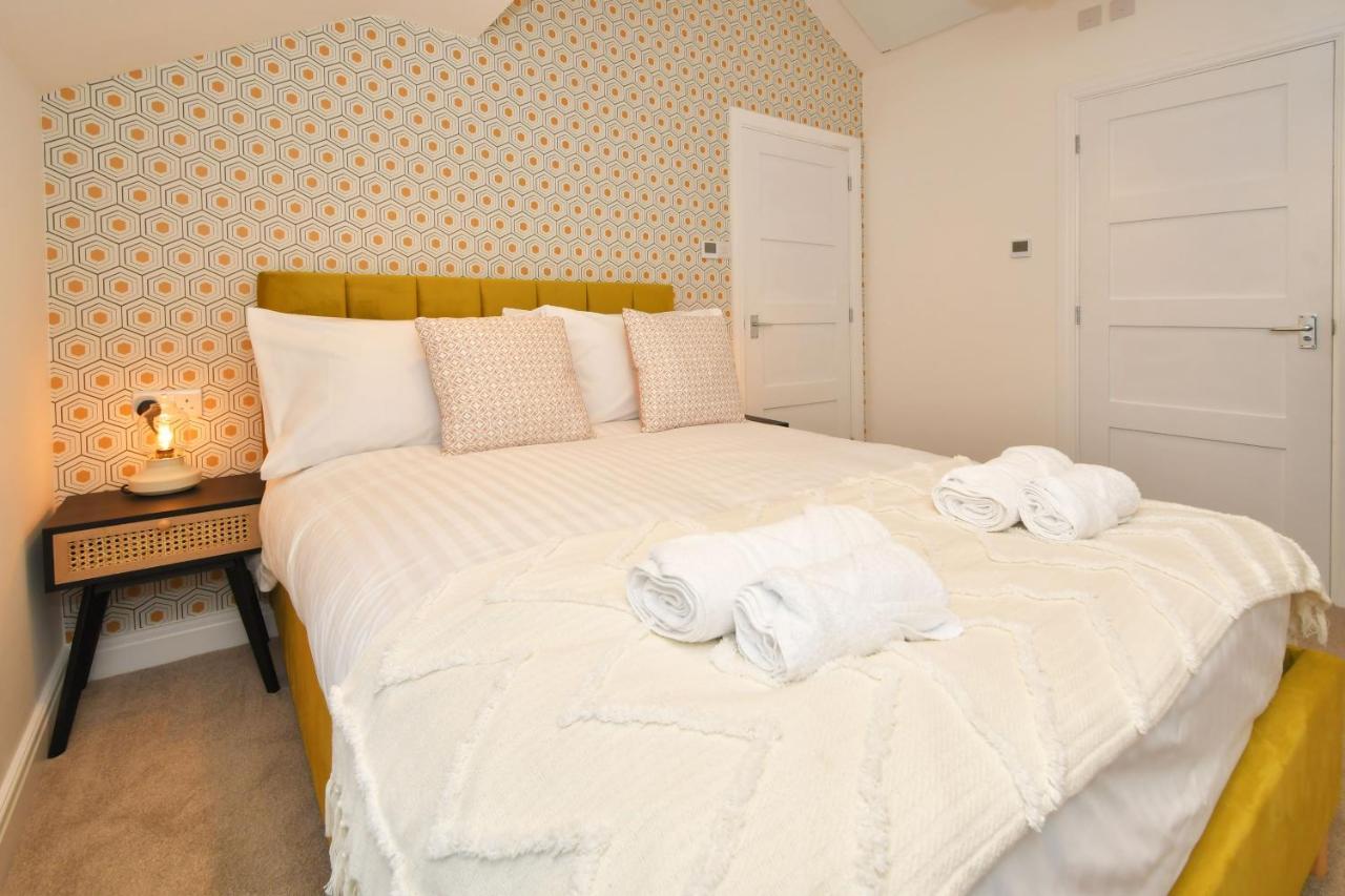 Apartment Antrobus Deluxe By Yourstays - 1 Bedroom Luxury In *