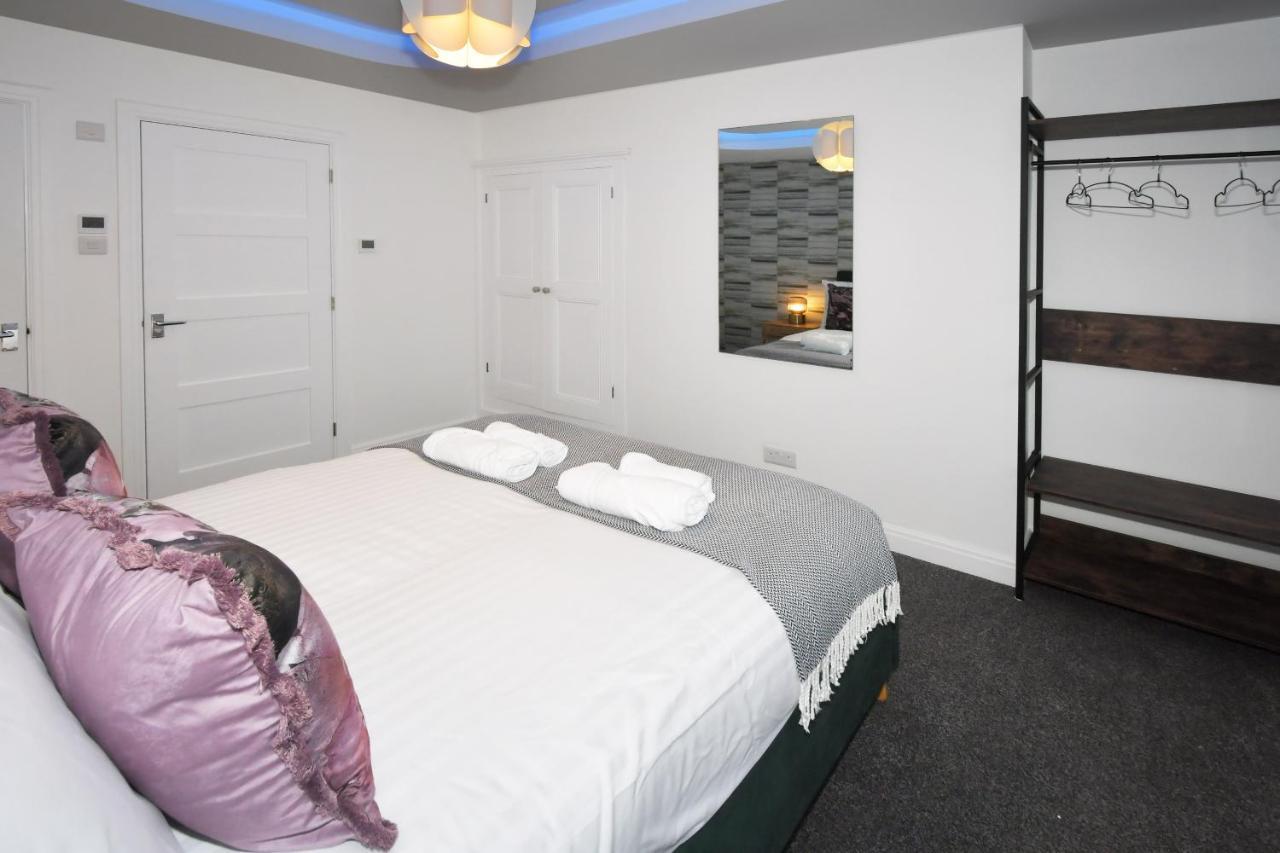 Apartment Antrobus Deluxe By Yourstays - 1 Bedroom Luxury In
